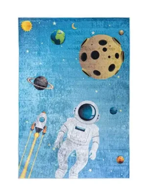 Dětský kusový koberec vhodný k praní BAMBINO 2697 Kosmonaut Vesmír Raketa protiskluzový modrý Omezené Množství