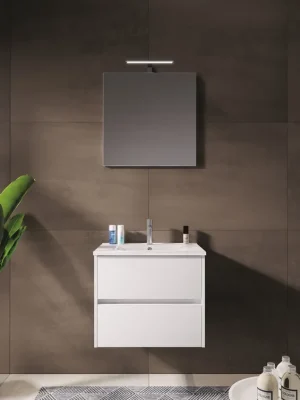 Must-Have Koupelnová sestava nábytku Riho PORTO 60 cm, lesklá bílá. Závěsná skříňka - 2x zásuvka, s keramickým tenkým umyvadlem WAVE, zrcadlo, LED osvětlení